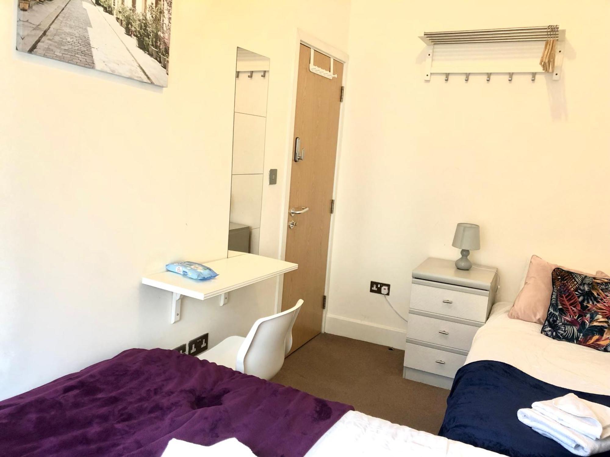 Euston Private Bedrooms 161 Flat1 Habitación en casa particular Londres